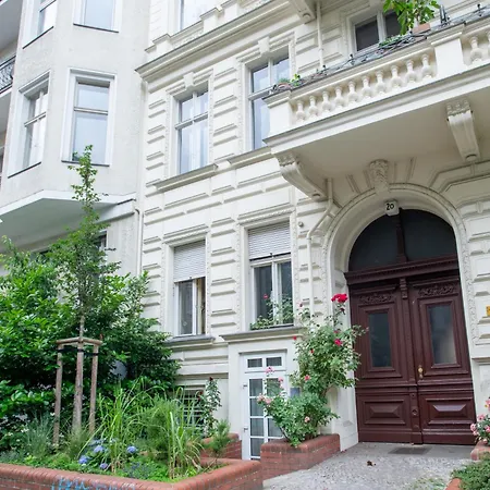 Charmantes 2-zimmer-apartment Mit Vorgarten *