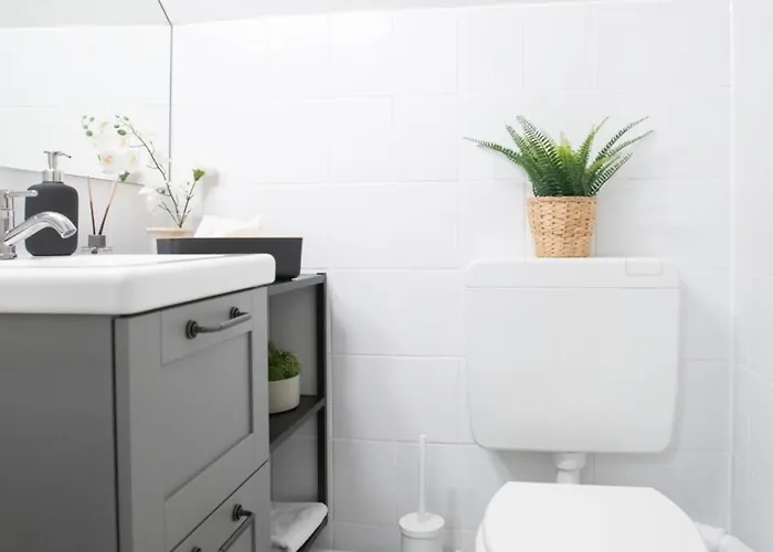 Charmantes 2-zimmer-apartment Mit Vorgarten Berlin