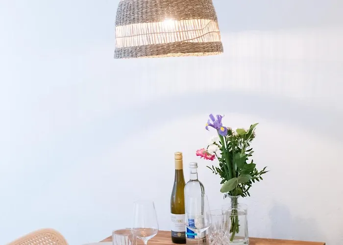 Charmantes 2-zimmer-apartment Mit Vorgarten Berlin