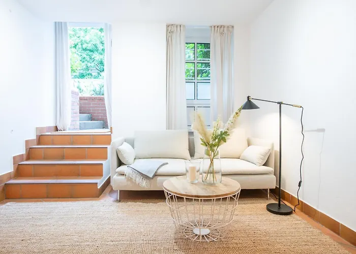 Lägenhet Charmantes 2-zimmer-apartment Mit Vorgarten