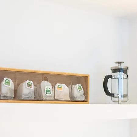 Charmantes 2-zimmer-apartment Mit Vorgarten * ベルリン