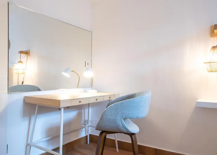 Charmantes 2-zimmer-apartment Mit Vorgarten Berlino