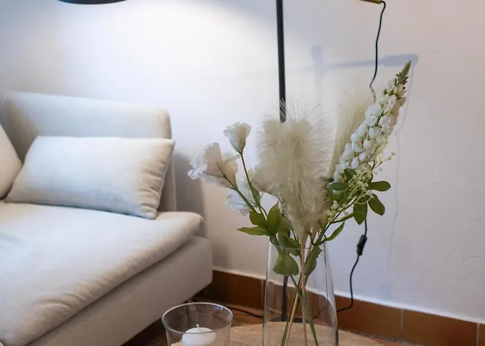 Charmantes 2-zimmer-apartment Mit Vorgarten Berlino